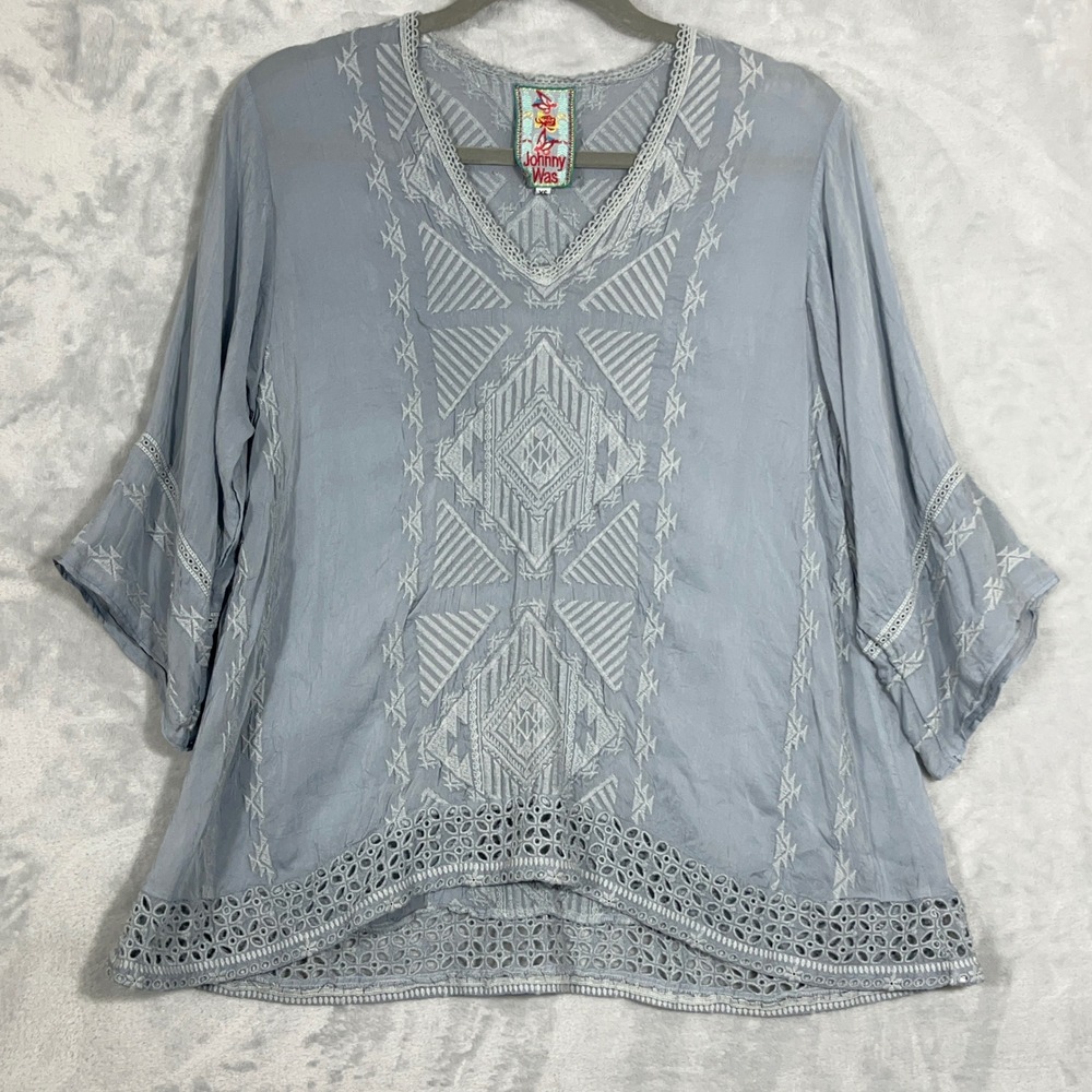 Johnny Was Women Blouse XS Blue Embroidered V-Neck Bell Sleeve Boho Eyelet Top